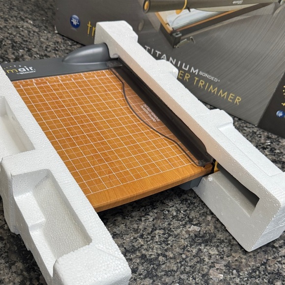 Westcott TrimAir 12-Inch Paper Trimmer NWT - Picture 5 of 10